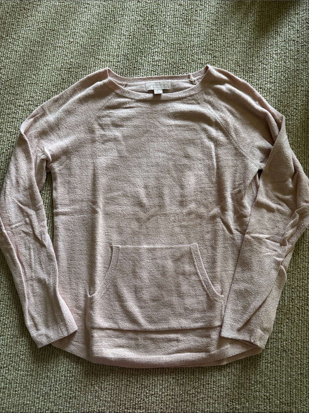 NWOT Barefoot Dreams Light Pink Scoop Neck Pullover with Front Pocket